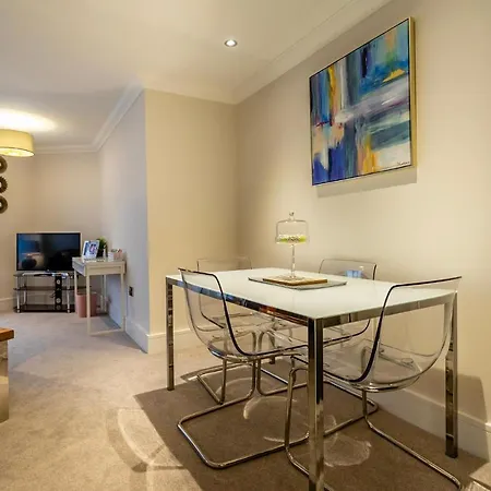 Апартаменты 5 London Mews Йорк Экстерьер фото