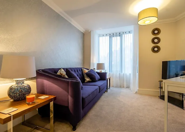 5 London Mews